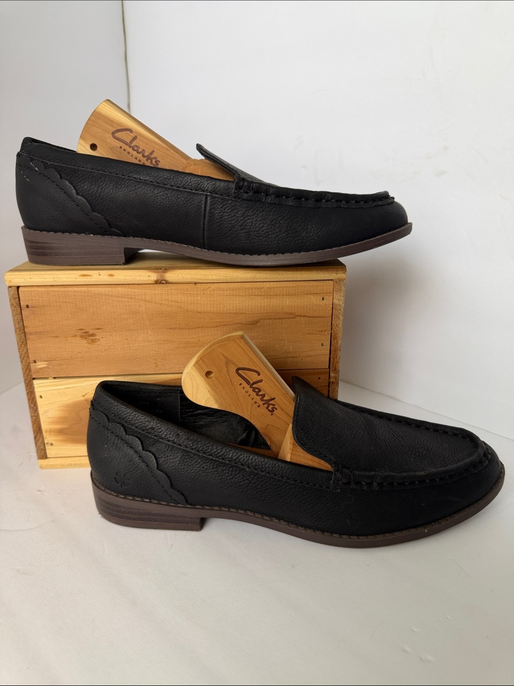 Lucky Brand Women’s Black Leather Slip-On Loafers Size 8